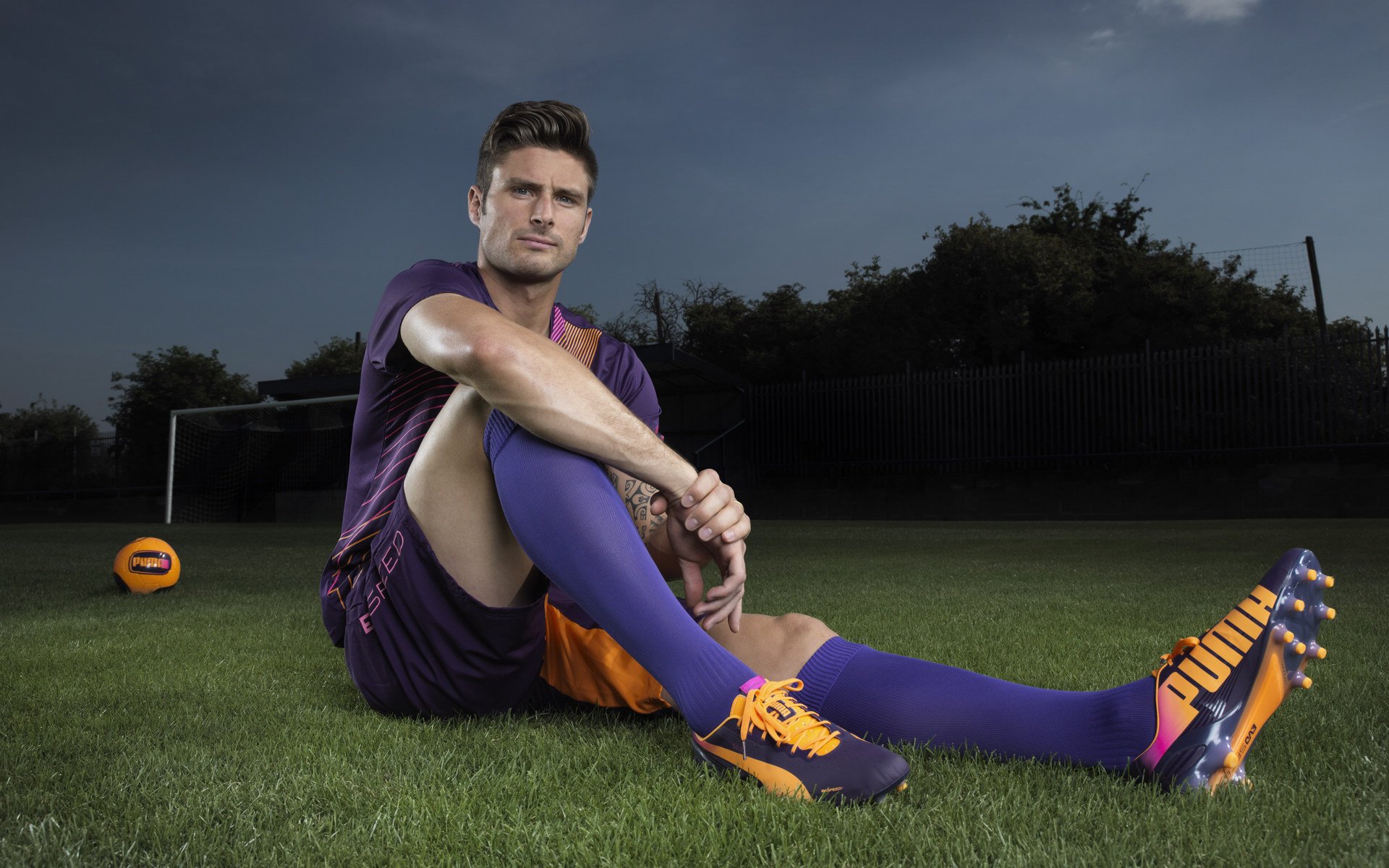 詹姆斯爆冷击败巴黎圣日耳曼,大胜引爆全场!