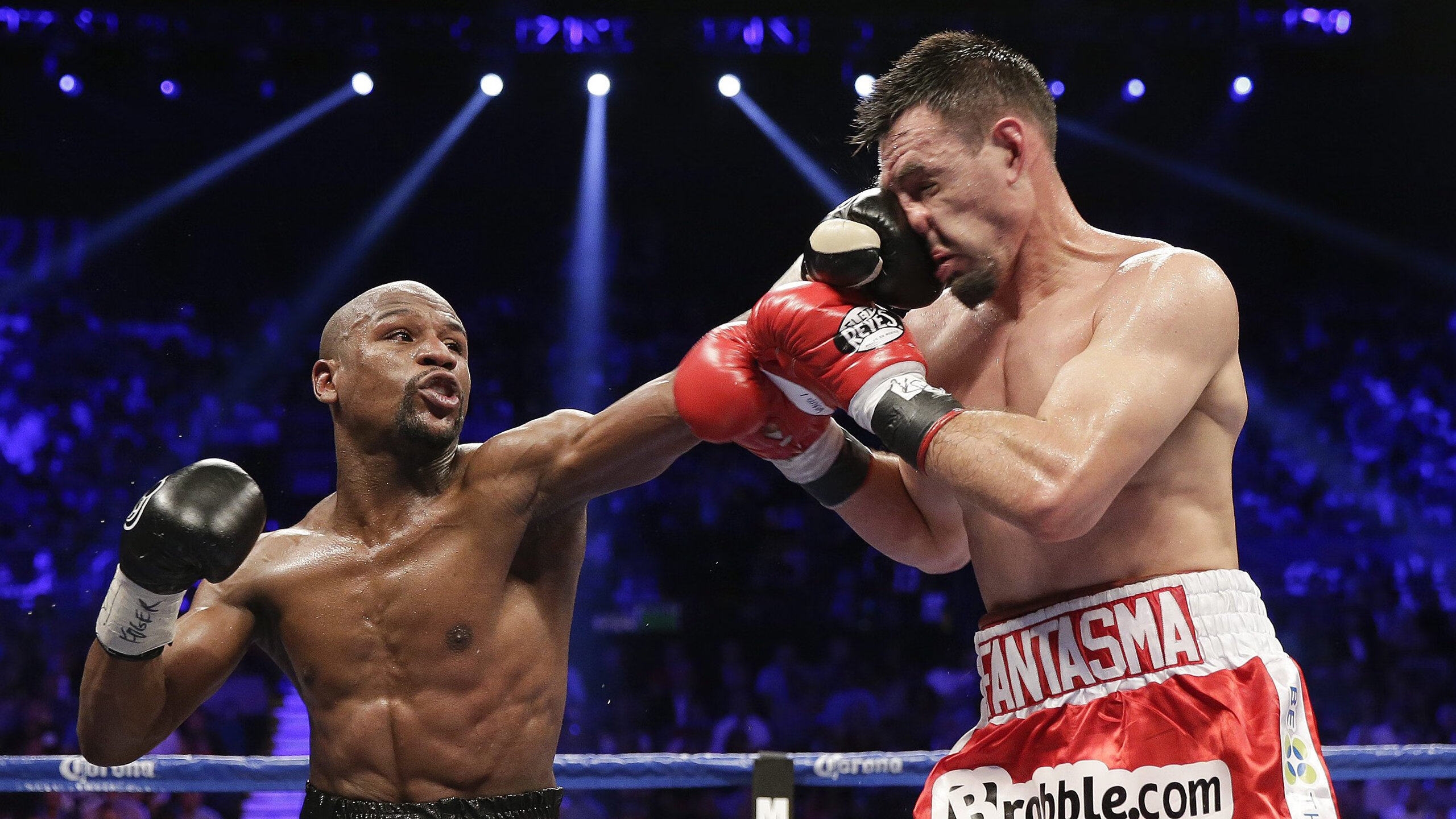 詹姆斯爆冷击败巴黎圣日耳曼,大胜引爆全场!